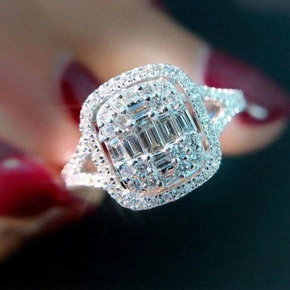 Jewelry - NEW Silver Baguette Round Diamond Halo Ring 9